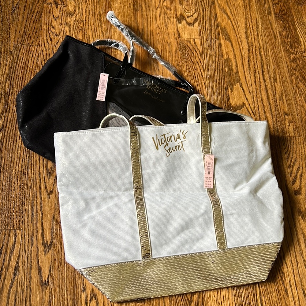 Victoria Secret Tote 2 for 1 (NWT)